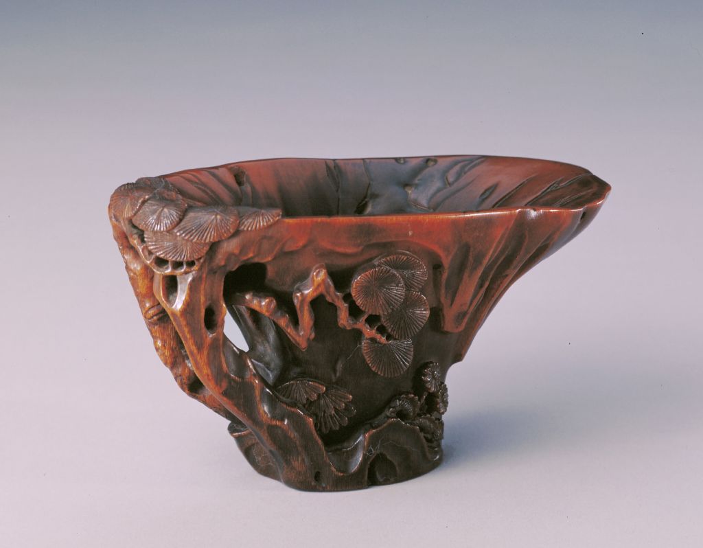 图片[1]-Rhinoceros Horn Carved Pine Yin Kaoshitu Cup-China Archive